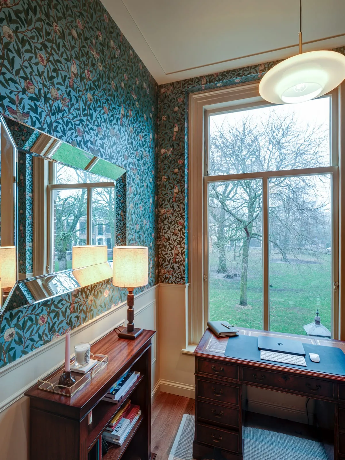 Uitbouw bij monumentaal herenhuis